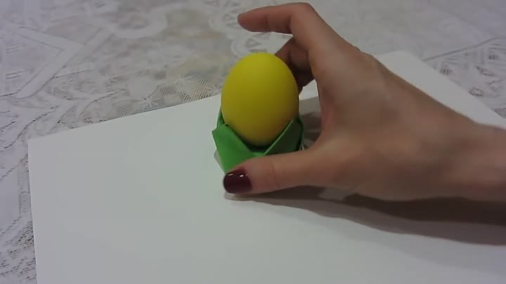 Подставка-Холдер для Пасхального Яйца из Бумаги