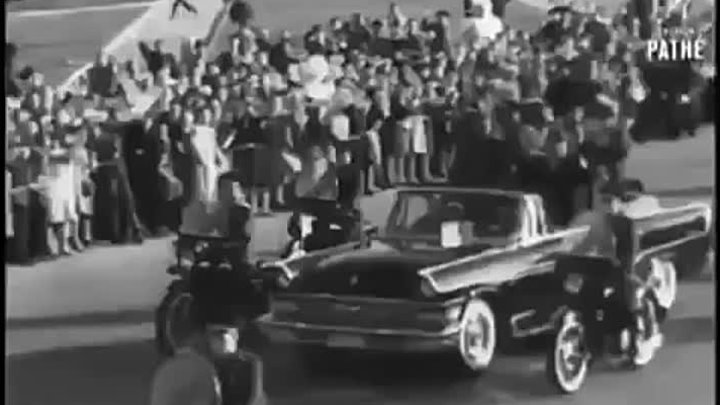 Москва приветствует Фиделя Кастро во время его визита в СССР в 1963  ...