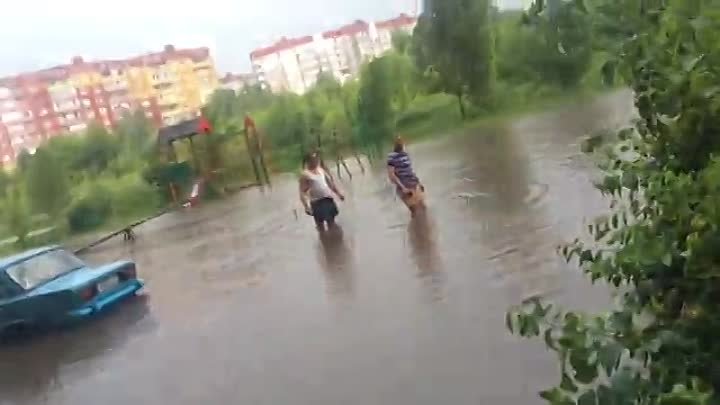 Потоп в курске ливень на родниках 20.06.2015 курск поплыл наводнение