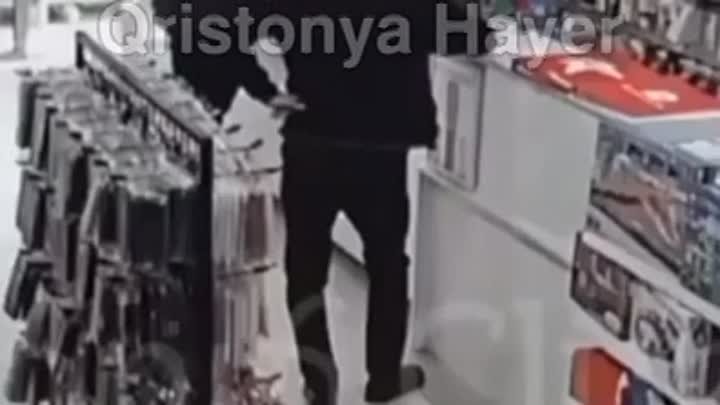 ⚡️‼️Армянские хакеры взломали систему одного из магазинов в азербайд ...