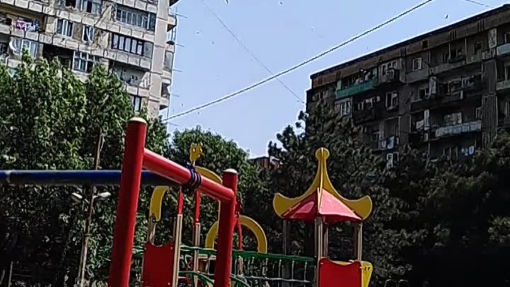 Тбилиси, июль, 2018 г. Пос. ТЭВЗ-а 11 микр. 1 квартал 3 корпус