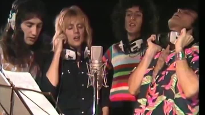 Queen - Somebody To Love (Official Video)