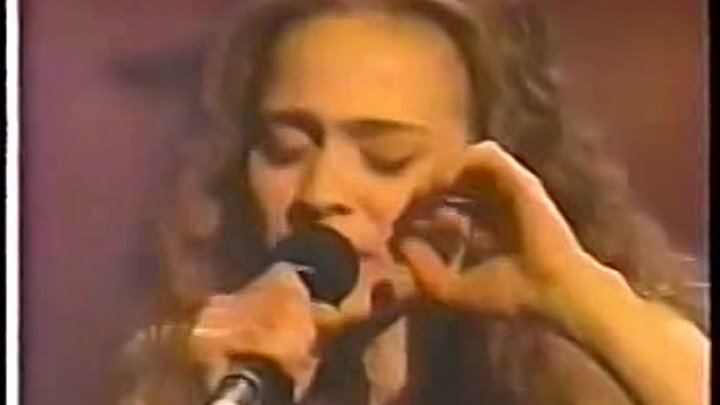 Fiona Apple - Angel (Jimi Hendrix Cover) 1997