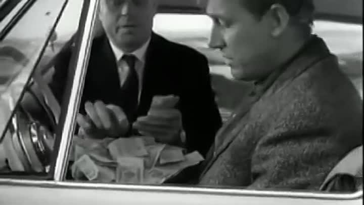 ''Все деньги одними рублями'' - Донатас Банионис, пастор, отрывок из к-ф ''Берегись автомобиля'', (1966)