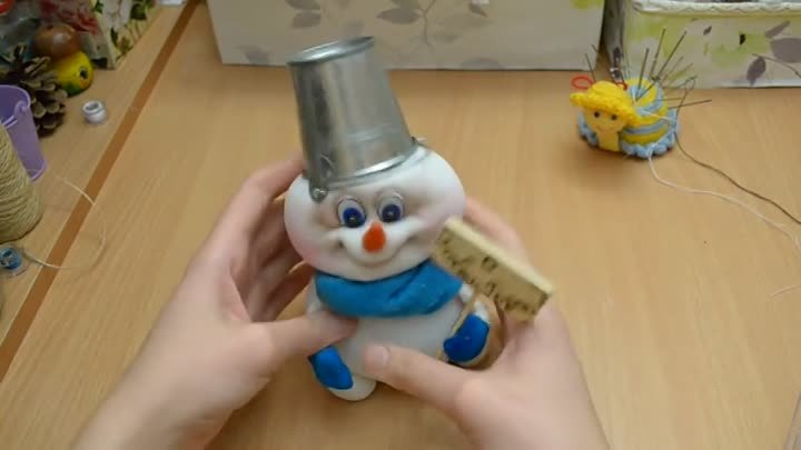 Снеговик своими руками из чулка ☃ How to make a snowman of tights