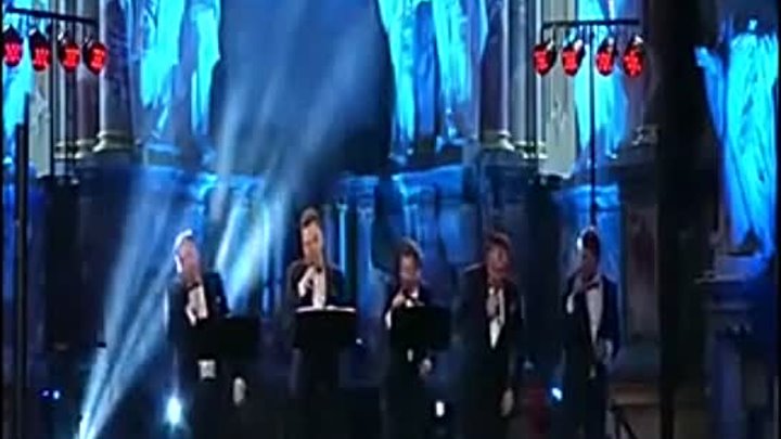 Lituanienii cântă  "Moldovenii s-au născut"
