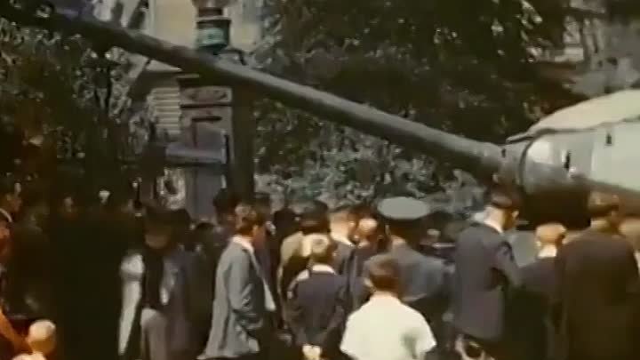 ИС-2 в Праге, Чехословакия в мае 1945 года, вскоре после освобождени ...