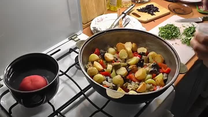 Аджапсандали. Просто, вкусно, недорого.