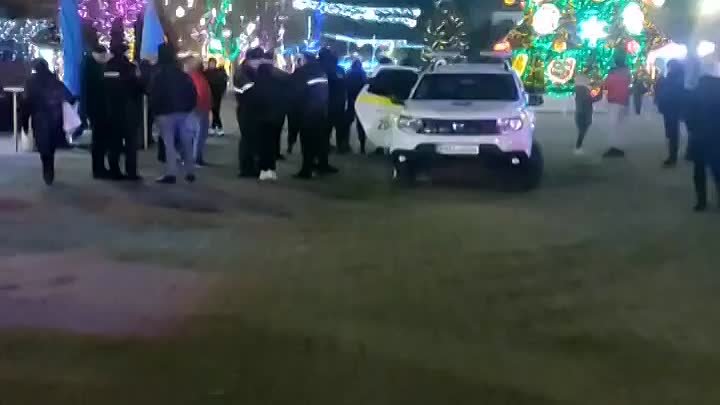 Инцидент у новогодней ёлки в Бельцах