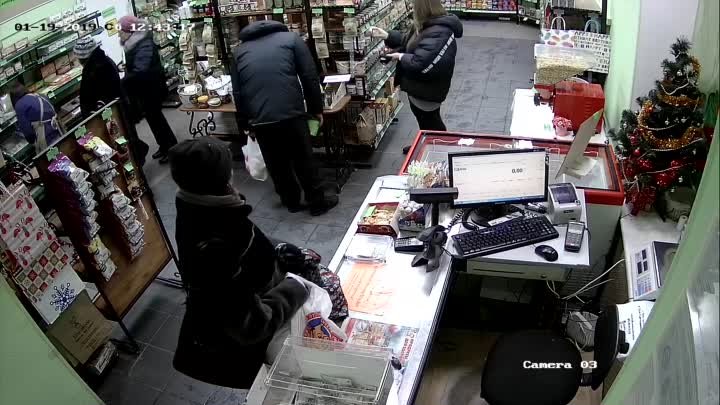 Попытка кражи в магазине Eco-Store (Красноармейский пр., 34)