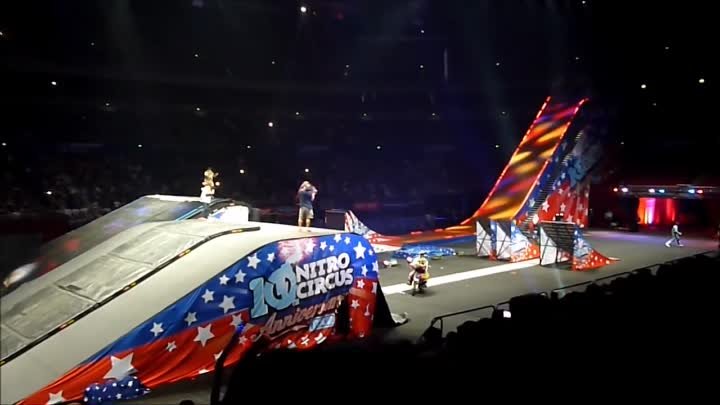 5 Person Back Flip ! Nitro Circus Live Sydney 2016