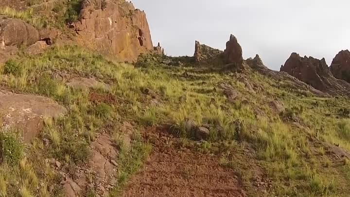 Араму-Муру. Полёт над Дьявольскими вратами