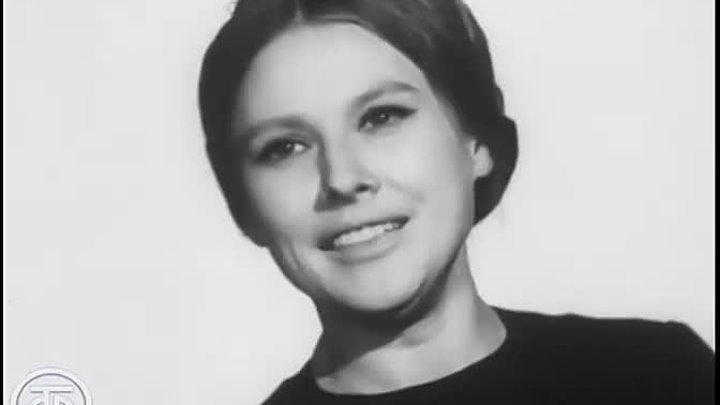 Советская певица Мария Пахоменко поёт "Эй, ухнем" (1970)