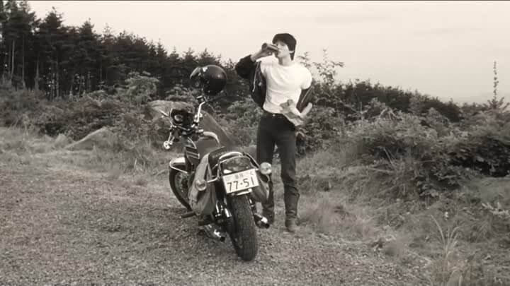 His Motorbike, Her Island Esp