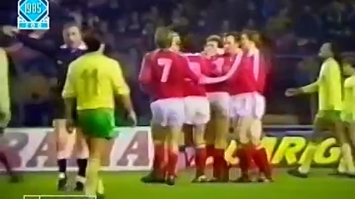 Cупер Гол Черенкова Нанту Nant vs Spartak 1985 86.mp4