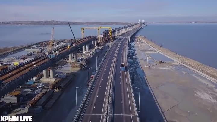 Крымский мост. СКОЛЬКО машин проехало. Как дела на мосту с НЕПОГОДОЙ.