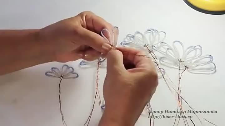 Мастер класс 'Плетение хризантемы из бисера'
