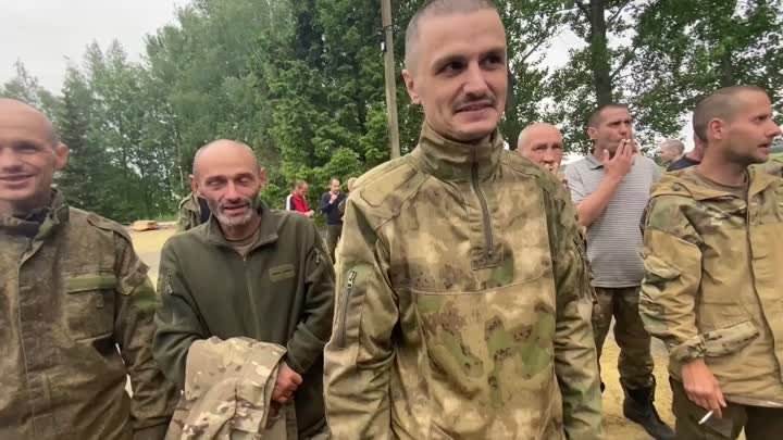 Возвращение российских бойцов из украинского плена