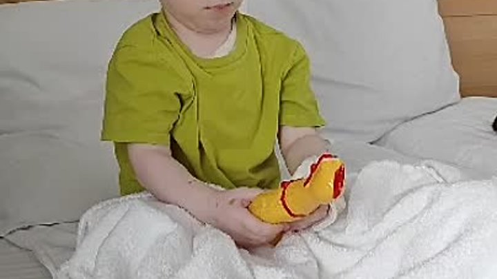 Двухлетний Кирилл Г. ждет операцию по пересадке кожи