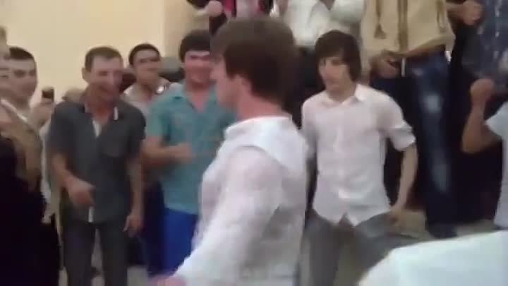 А вы думали в Дагестане только лезгинку танцуют?