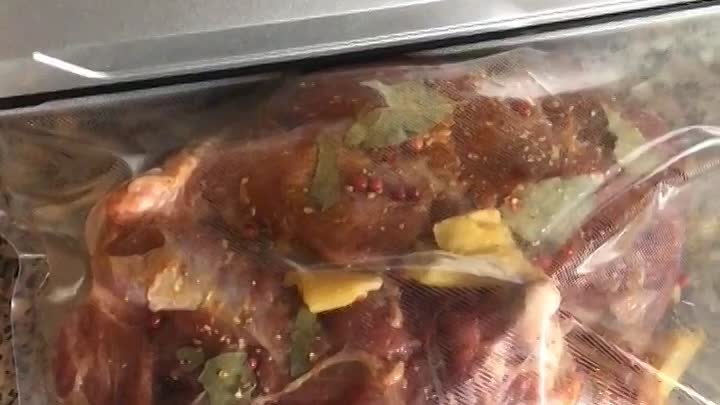 Sousvide - сувид.. Sous-vide (по-французски это означает - "в в ...