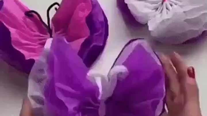 Делаем бабочек из гофрированной бумаги