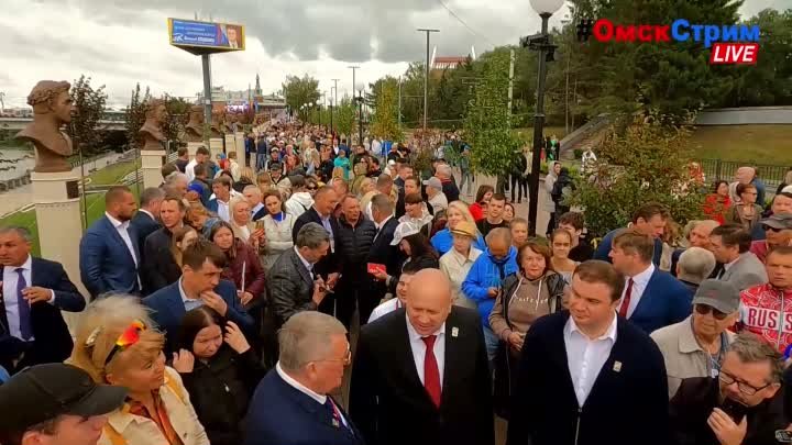 Live: Омск, открытие Аллеи Олимпийских чемпионов на набережной Оми.