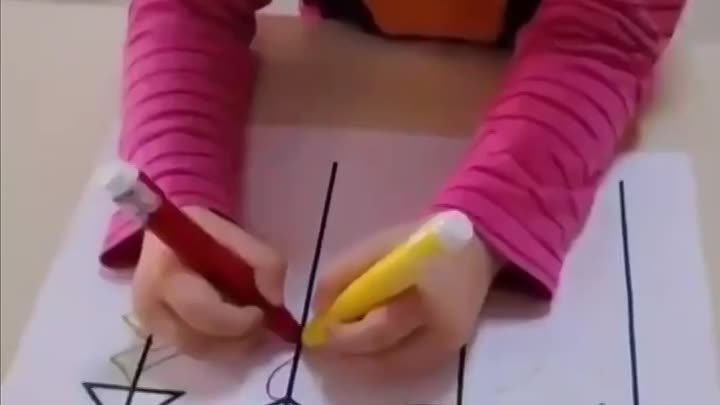 Рисование двумя руками
