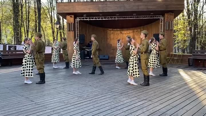 Витас - " Случайный вальс" в Бабушкинском парке  - 09.05.2022.