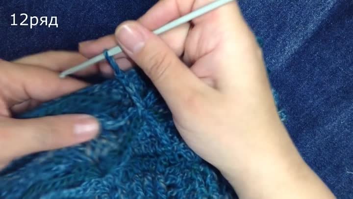 Шапка крючком с простым интересным двухслойным узором.Crochet cap
