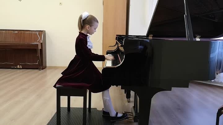 Елизавета Перова, 7 лет.  И.С. Бах. Маленькая прелюдия ✓3, c-moll