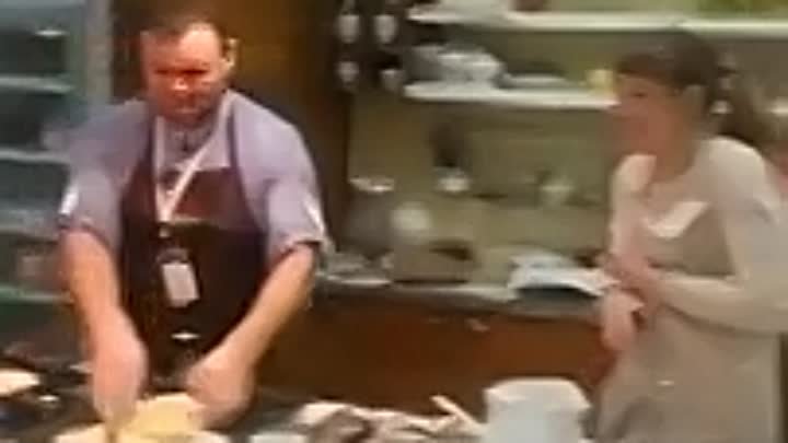 Полет хачапури на сковороде