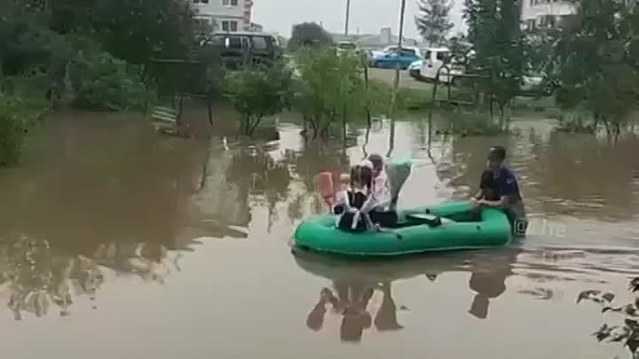 День знаний 1 сентября. Уссурийск. 