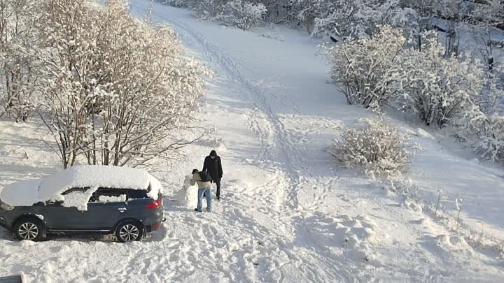 Снег летит