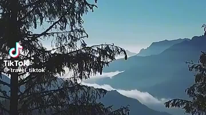 Альпийская долина .