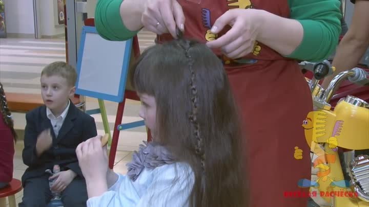 Плетём ребёнку- коса с петельками