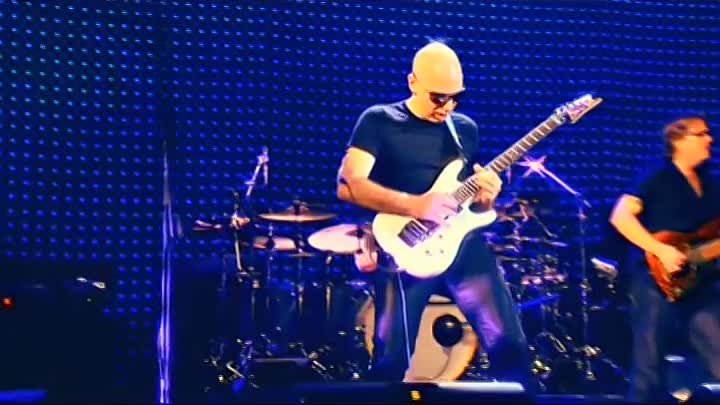 JOE SATRIANI  -   LIVE IN PARIS 