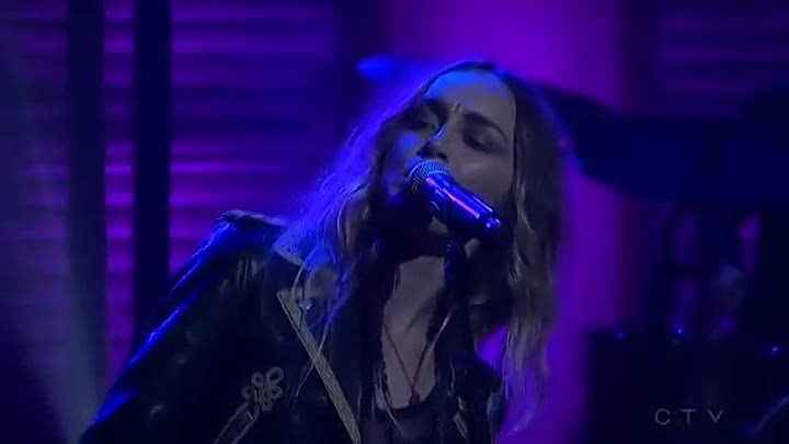 Zella Day   High Live on Conan