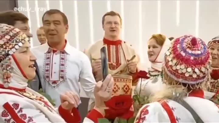 Анатолий Гущин - Çумăр ҫăвать (2023)