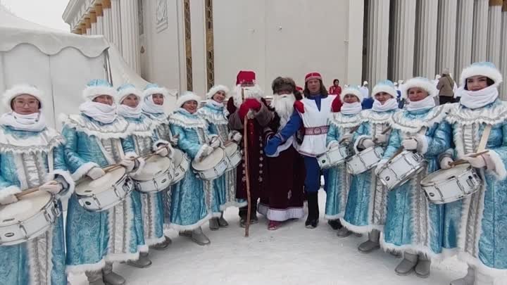 Зимняя сказка на выставке «Россия»: фестиваль Дедов Морозов