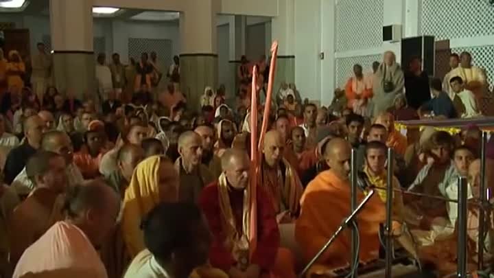 Radhanath Swami  Aindra Prabhu - Hare Krishna Kirtan - ISKCON Mayapu ...