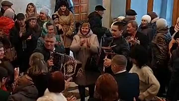 Видео от Светланы Печниковой. Окончание дня землячества в Чебоксарах.
