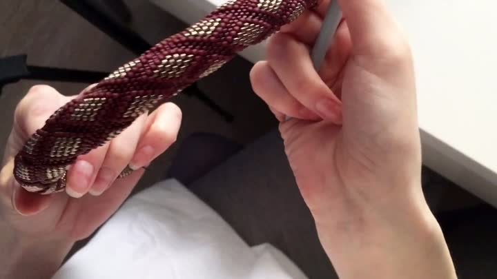 Вязание бисерного жгута