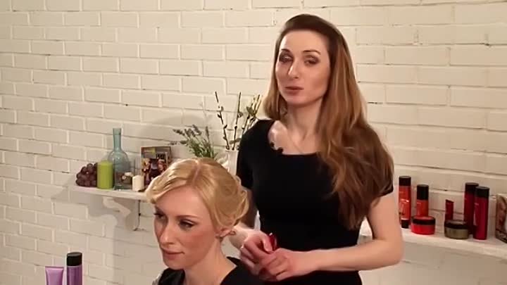 Праздничная прическа для длинных волос