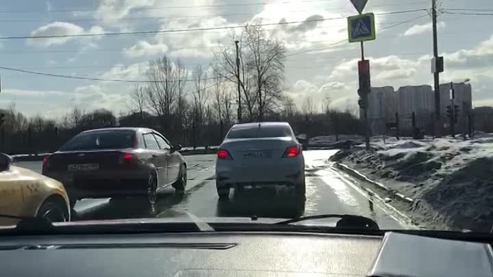 Ученица автошколы Ралли Шоп, Юлия. Вождение в городе.