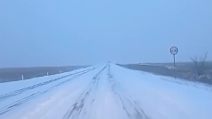 Какая линза встречается по дороге из саяногорска. Дорога на Саяногорск. Холод и снег в Абакане.