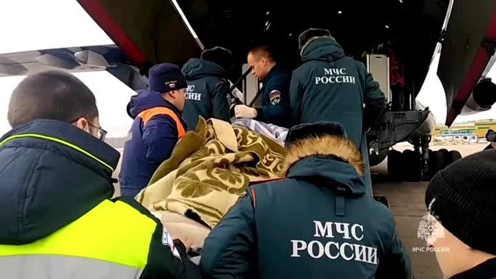 *** Спецборт МЧС России доставит из Белгорода в Москву 25 пострадавших ...