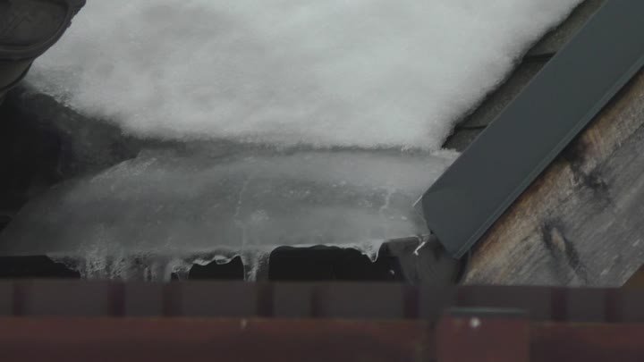 вент конек под снегом 003 (1)