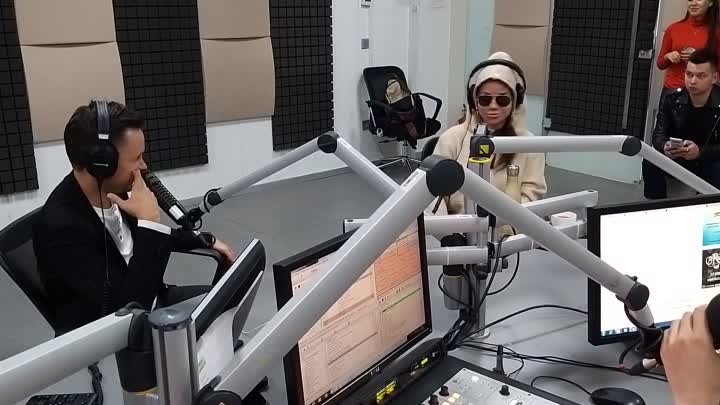 Радио Астана 101.4 FM - БЬЯНКА / ГАСТРОЛЬНЫЕ БУДНИ / ПЕТУХИ И КУРЫ / ...