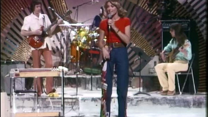 OLIVIA NEWTON-JOHN (England-Australia) - If You Love Me Let Me Know (1975) (HD 1080)